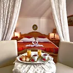 Hotel Romantik 3* בודפשט
