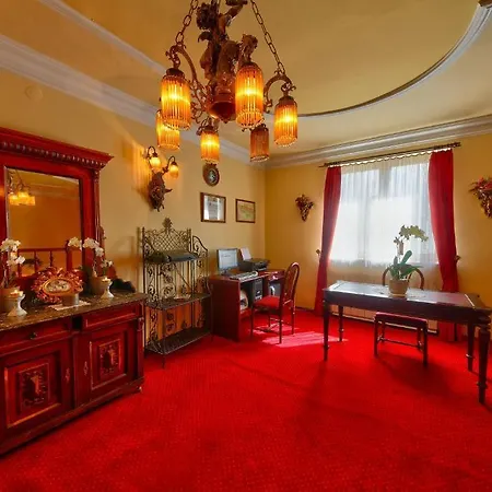 罗曼蒂克酒店 酒店