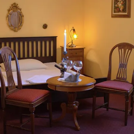 Hotel Romantik 3* Budapeste
