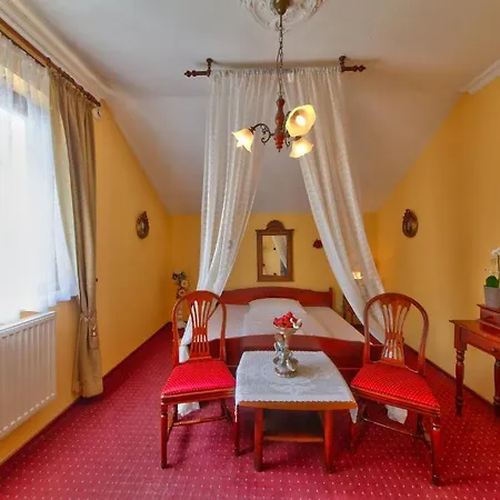Hotel Romantik 3* Budapeste